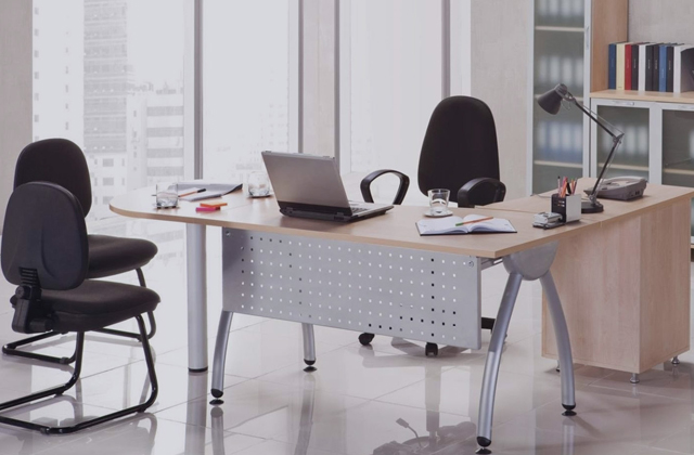 Sell your old office furniture etc in Delhi Noida Gurugram NCR area.